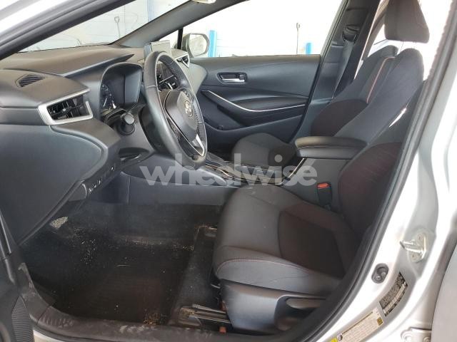 Photo 3 of 2024 TOYOTA COROLLA LE (VIN JTDBDMHEXRJ007999)