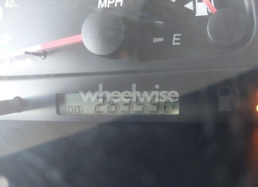 Photo 16 of 2002 Toyota Camry LE (VIN JTDBE30K220018502)