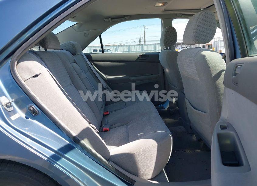 Photo 8 of 2002 Toyota Camry LE (VIN JTDBE30K220018502)