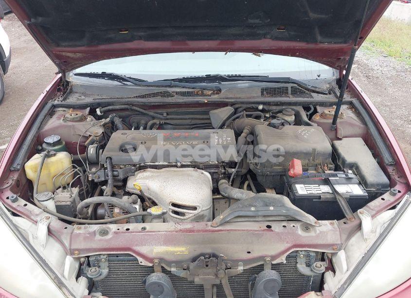 Photo 10 of 2002 Toyota Camry LE/XLE (VIN JTDBE30K320026592)