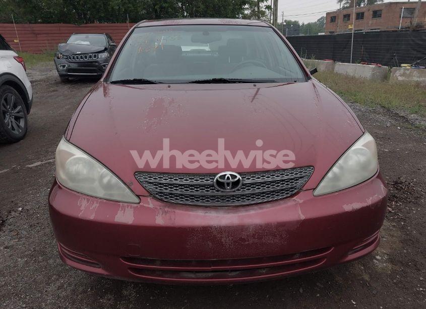 Photo 15 of 2002 Toyota Camry LE/XLE (VIN JTDBE30K320026592)