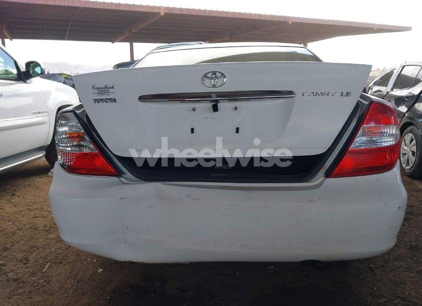 Photo 16 of 2002 Toyota Camry LE (VIN JTDBE30K420116981)