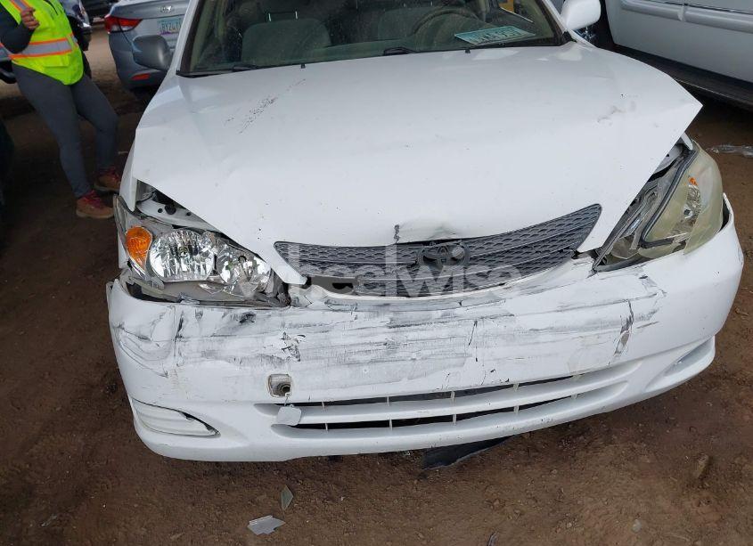 Photo 6 of 2002 Toyota Camry LE (VIN JTDBE30K420116981)