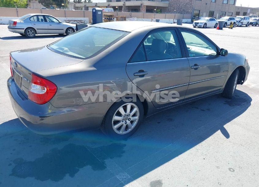 Photo 4 of 2003 Toyota Camry LE/SE/XLE (VIN JTDBE30K630182224)