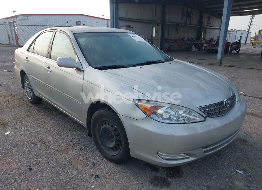 2002 Toyota Camry LE/SE/XLE (VIN JTDBE32K020021265) main photo