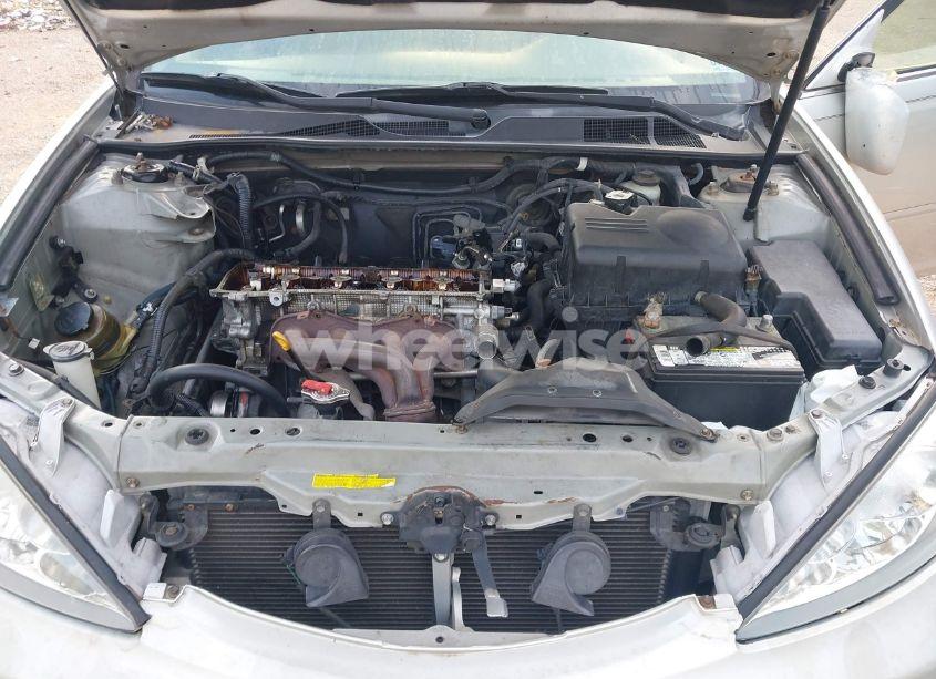 Photo 10 of 2002 Toyota Camry LE/SE/XLE (VIN JTDBE32K020021265)