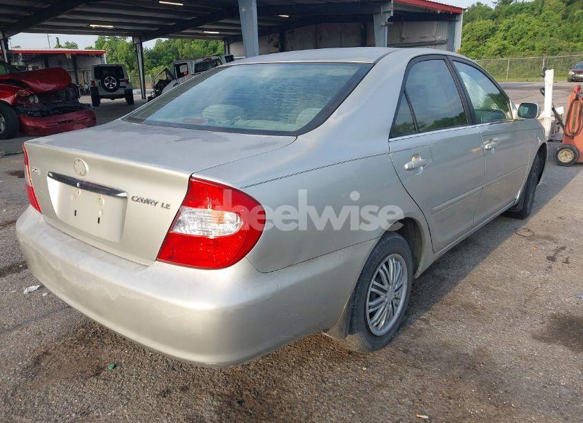 Photo 4 of 2002 Toyota Camry LE/SE/XLE (VIN JTDBE32K020021265)