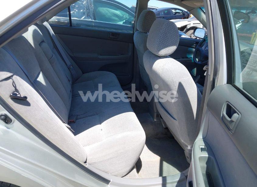 Photo 8 of 2003 Toyota Camry LE (VIN JTDBE32K030149698)