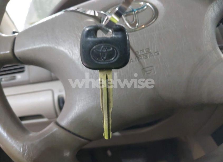 Photo 11 of 2003 Toyota Camry LE (VIN JTDBE32K030158451)