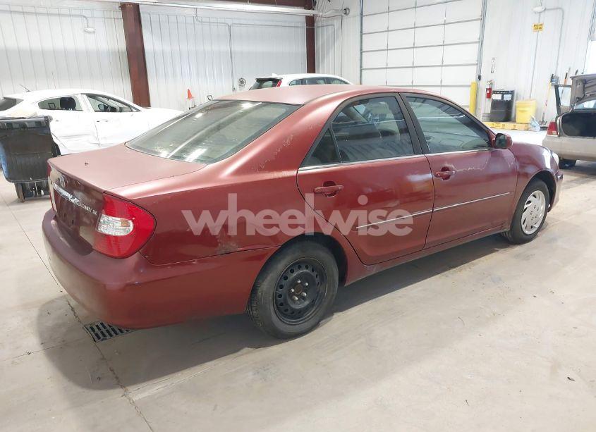 Photo 4 of 2003 Toyota Camry XLE (VIN JTDBE32K030169594)