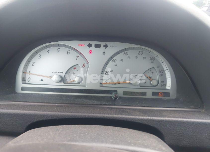 Photo 7 of 2002 Toyota Camry SE (VIN JTDBE32K120001946)