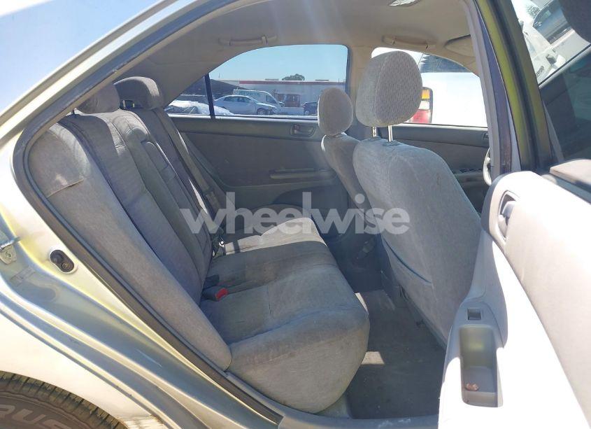 Photo 8 of 2003 Toyota Camry LE (VIN JTDBE32K130171306)