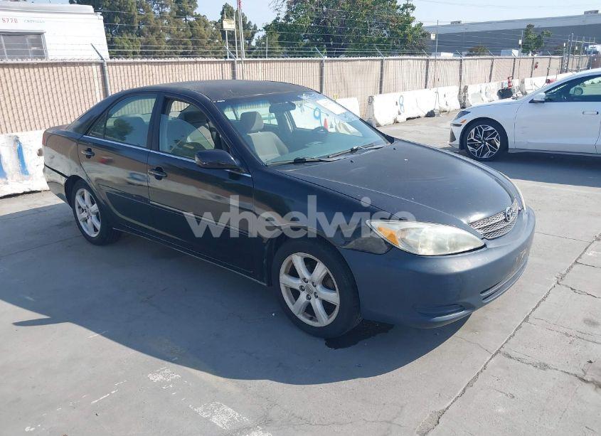 2003 Toyota Camry LE (VIN JTDBE32K130177607) main photo