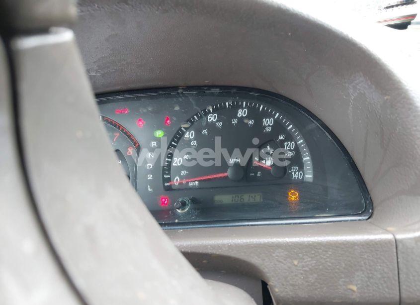 Photo 7 of 2002 Toyota Camry LE/XLE (VIN JTDBE32K220020988)