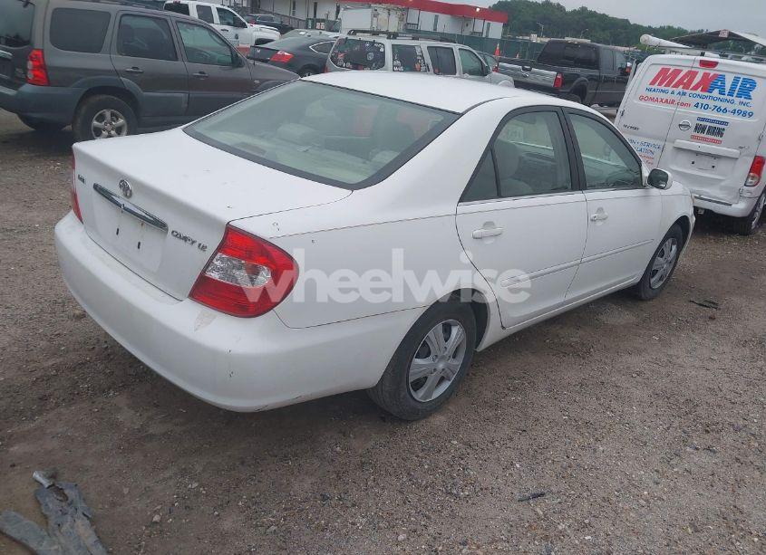 Photo 4 of 2003 Toyota Camry LE (VIN JTDBE32K230158970)