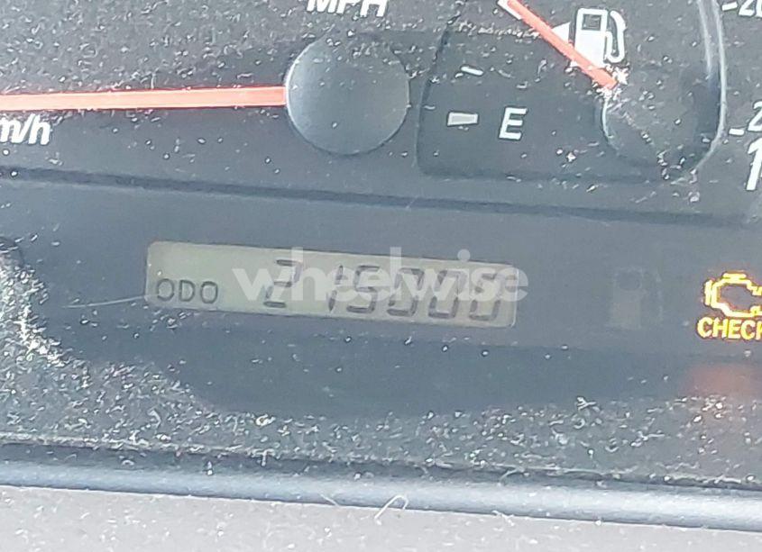 Photo 7 of 2002 Toyota Camry LE (VIN JTDBE32K320103653)