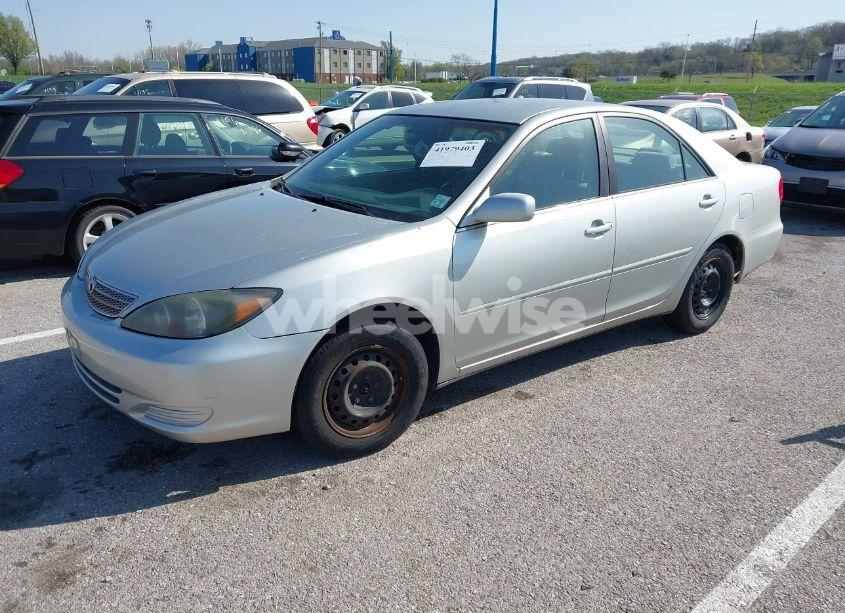 Photo 2 of 2003 Toyota Camry LE (VIN JTDBE32K330166642)