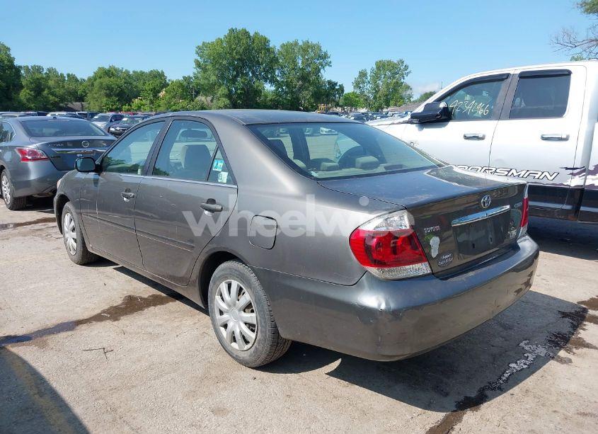 Photo 3 of 2006 Toyota Camry STD (VIN JTDBE32K363063899)
