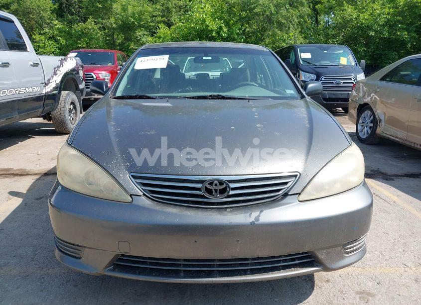Photo 6 of 2006 Toyota Camry STD (VIN JTDBE32K363063899)