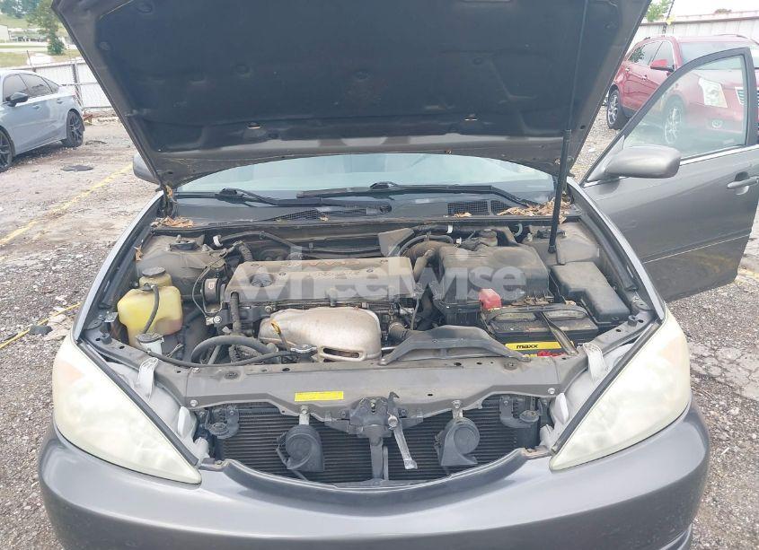 Photo 10 of 2002 Toyota Camry LE (VIN JTDBE32K520023027)