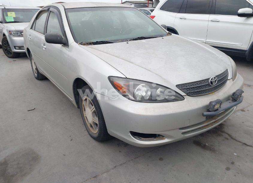 Photo 6 of 2003 Toyota Camry LE (VIN JTDBE32K530182373)