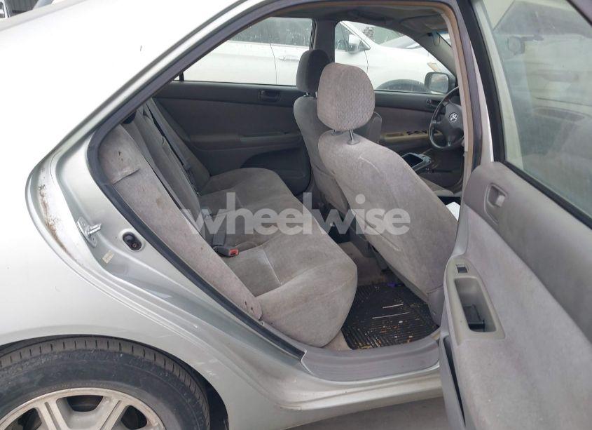 Photo 8 of 2003 Toyota Camry LE (VIN JTDBE32K530182373)