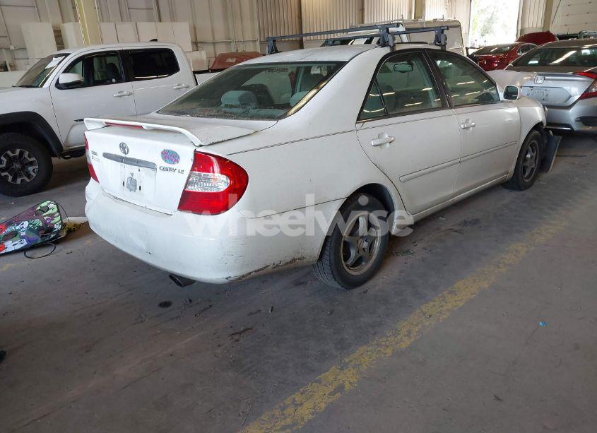 Photo 4 of 2004 Toyota Camry LE (VIN JTDBE32K540257588)