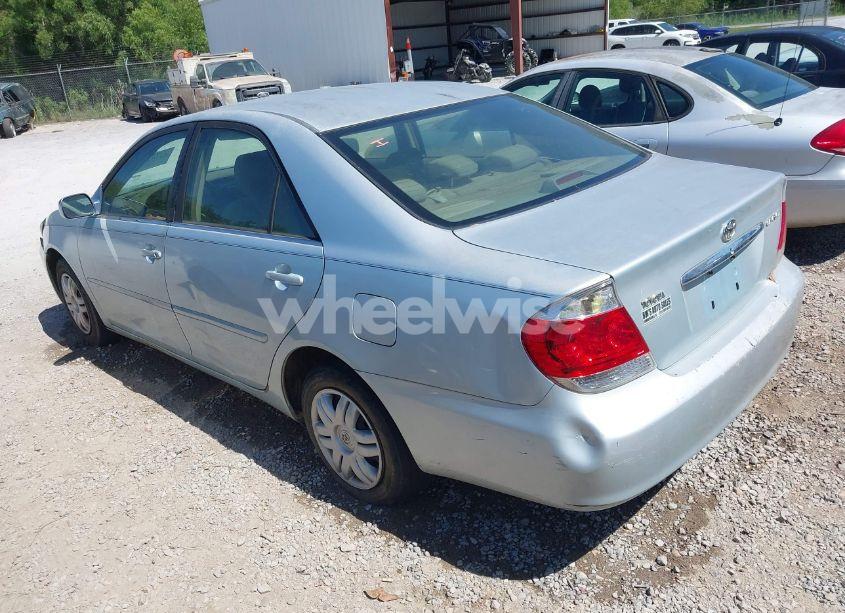 Photo 3 of 2006 Toyota Camry LE (VIN JTDBE32K563053391)