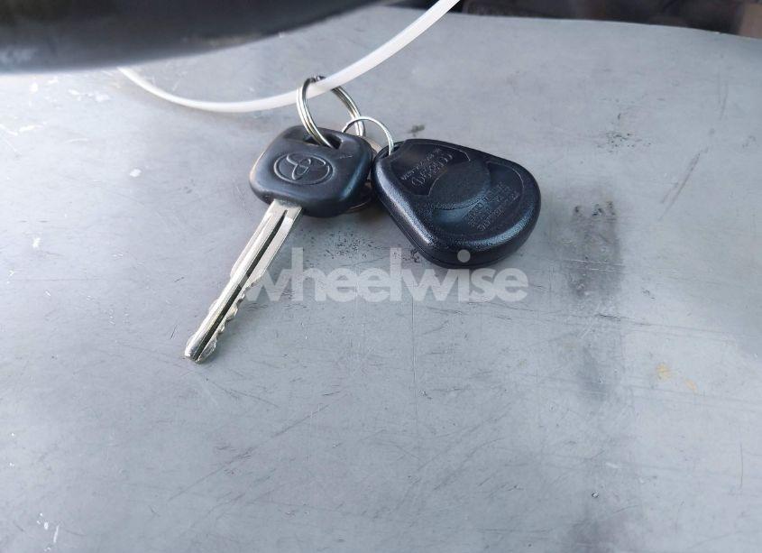 Photo 11 of 2003 Toyota Camry LE (VIN JTDBE32K630226428)