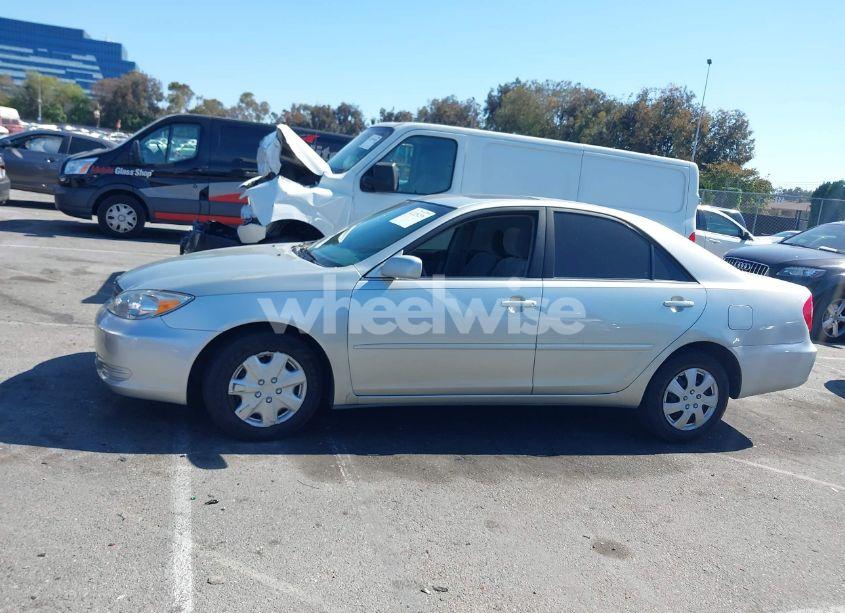 Photo 14 of 2003 Toyota Camry LE (VIN JTDBE32K630226428)