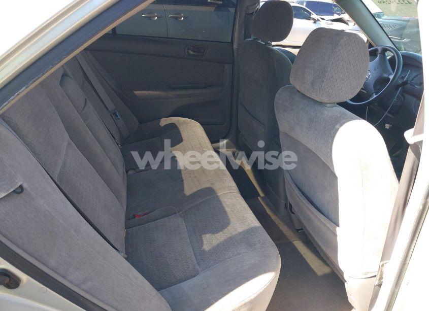 Photo 8 of 2003 Toyota Camry LE (VIN JTDBE32K630226428)