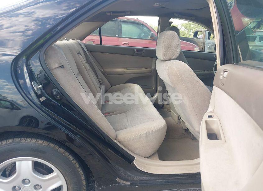 Photo 8 of 2002 Toyota Camry LE (VIN JTDBE32K720027774)