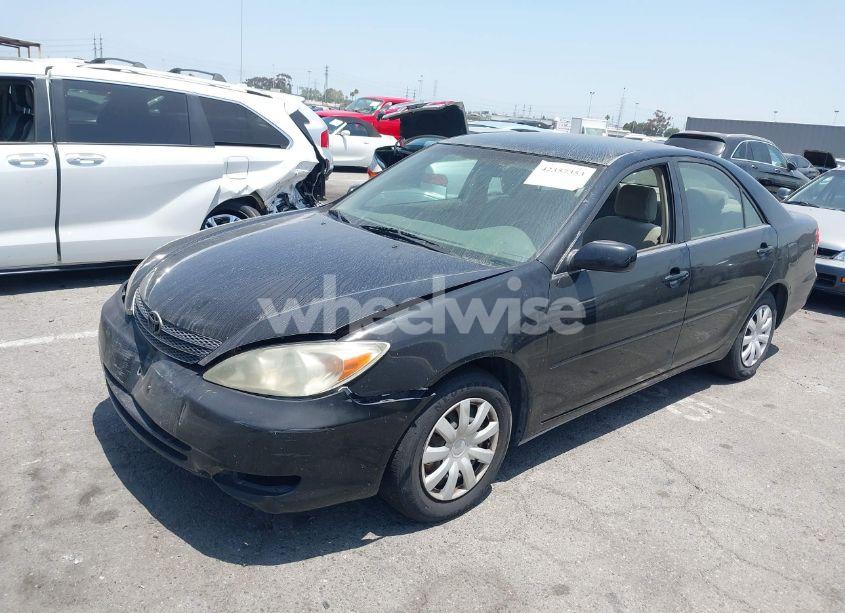 Photo 2 of 2003 Toyota Camry LE (VIN JTDBE32K730164862)
