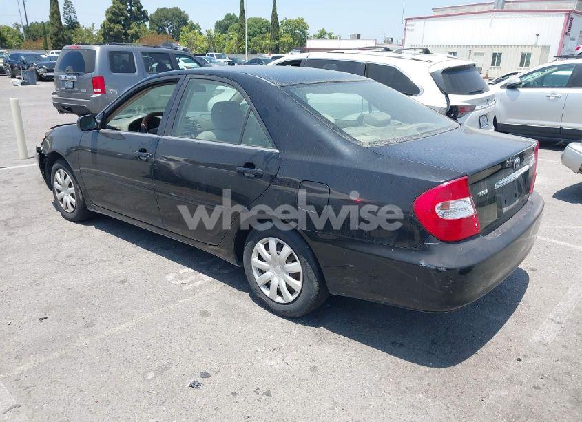 Photo 3 of 2003 Toyota Camry LE (VIN JTDBE32K730164862)
