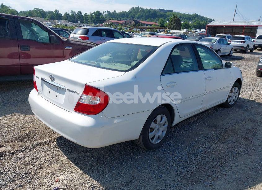 Photo 4 of 2003 Toyota Camry LE (VIN JTDBE32K730179488)