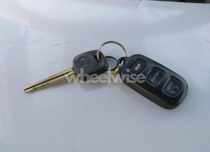 Photo 11 of 2003 Toyota Camry LE (VIN JTDBE32K730221223)