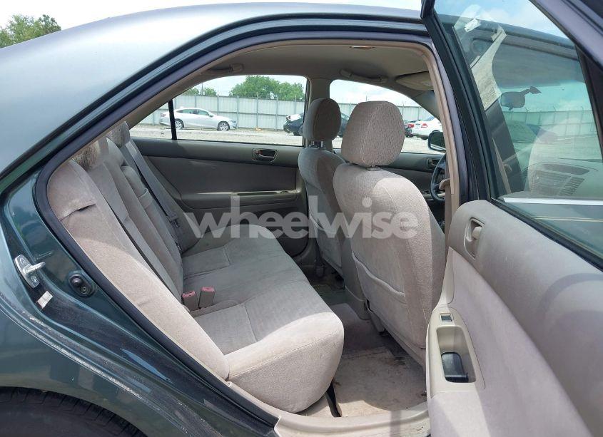 Photo 12 of 2002 Toyota Camry LE (VIN JTDBE32K920007008)