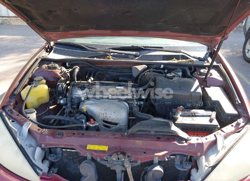 Photo 10 of 2002 Toyota Camry LE (VIN JTDBE32K920042180)