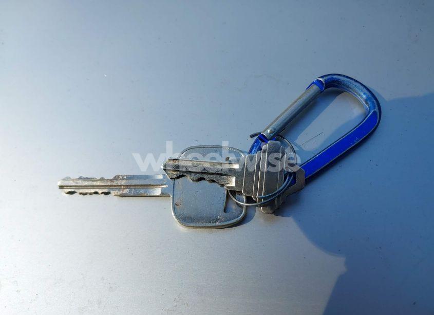 Photo 11 of 2002 Toyota Camry LE (VIN JTDBE32K920042180)