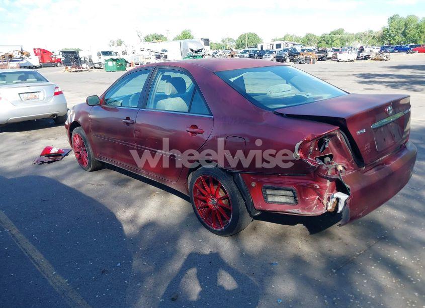 Photo 3 of 2002 Toyota Camry LE (VIN JTDBE32K920042180)