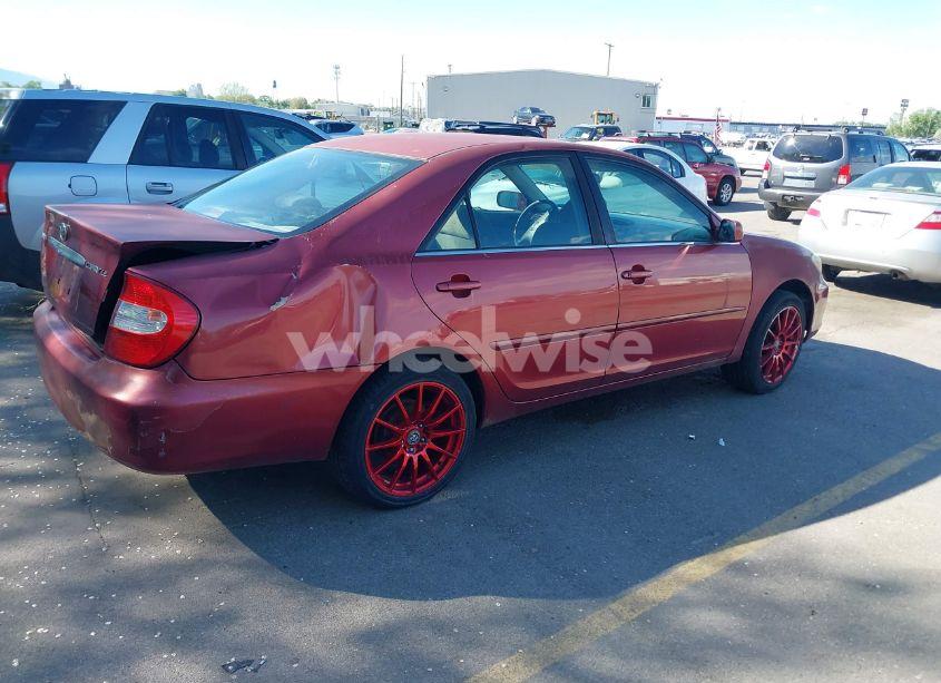 Photo 4 of 2002 Toyota Camry LE (VIN JTDBE32K920042180)