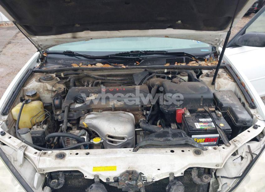 Photo 10 of 2002 Toyota Camry LE (VIN JTDBE32K920110820)