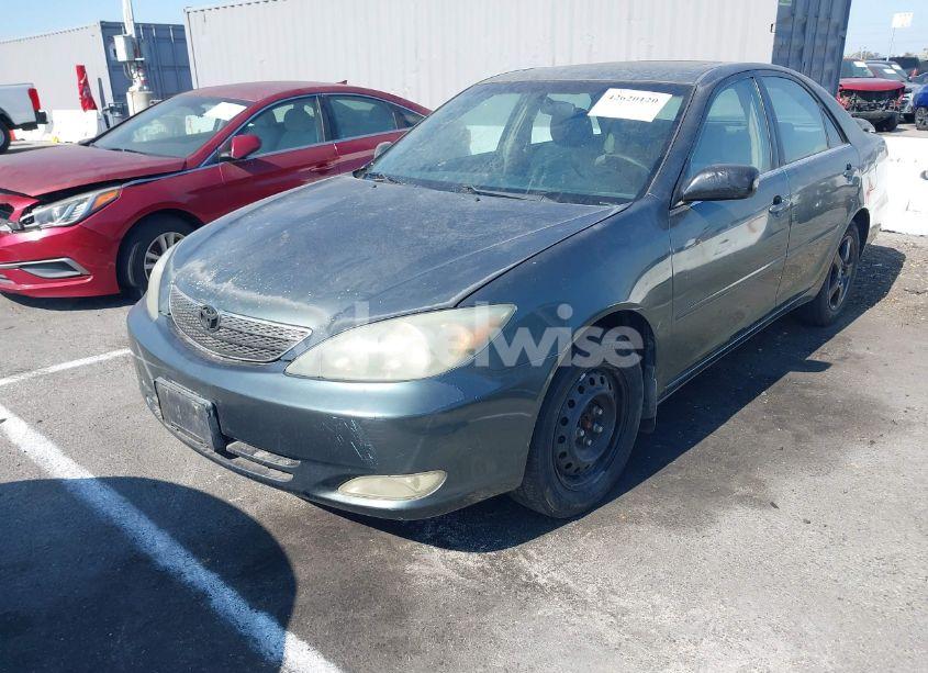 Photo 2 of 2004 Toyota Camry SE (VIN JTDBE32K940265130)