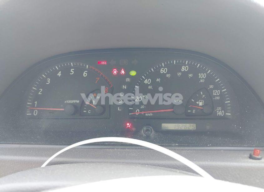 Photo 7 of 2004 Toyota Camry LE (VIN JTDBE32K940265886)