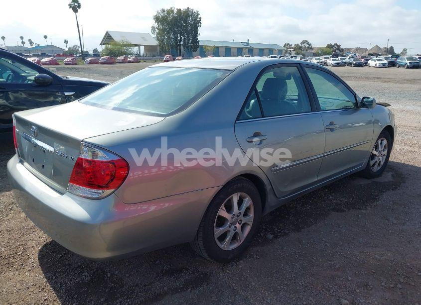 Photo 4 of 2005 Toyota Camry XLE (VIN JTDBE32K953035653)