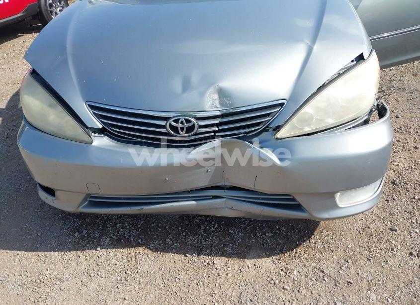 Photo 6 of 2005 Toyota Camry XLE (VIN JTDBE32K953035653)