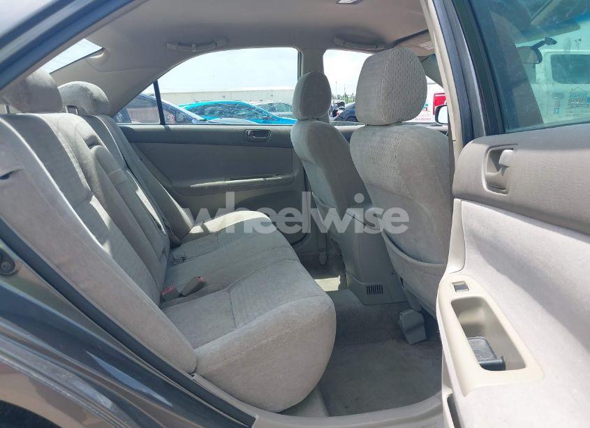 Photo 8 of 2002 Toyota Camry LE (VIN JTDBE32KX20007521)