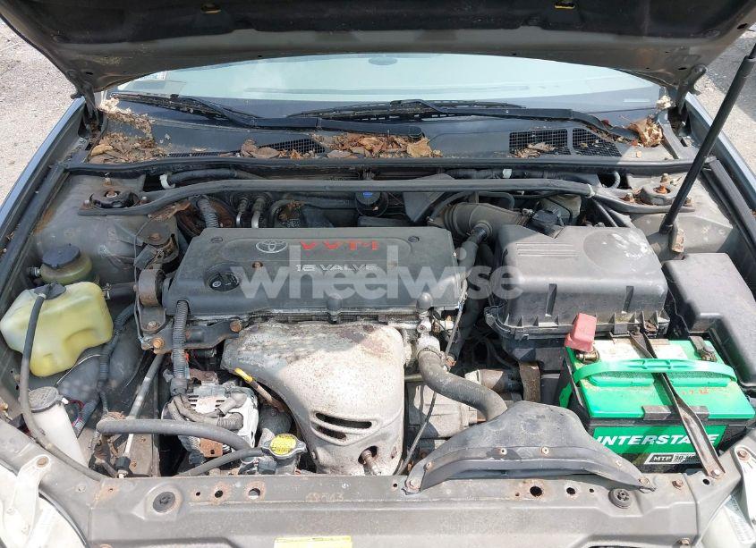 Photo 10 of 2002 Toyota Camry LE (VIN JTDBE32KX20070778)