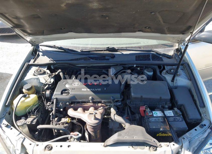 Photo 10 of 2005 Toyota Camry STD (VIN JTDBE32KX53026380)