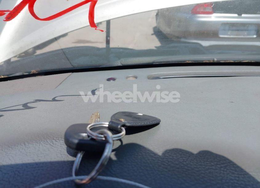 Photo 11 of 2002 Toyota Camry XLE V6 (VIN JTDBF30K120030783)